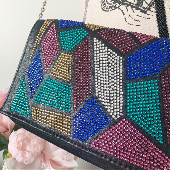 Rhinestone silver chain purse - Picture 11 of 14